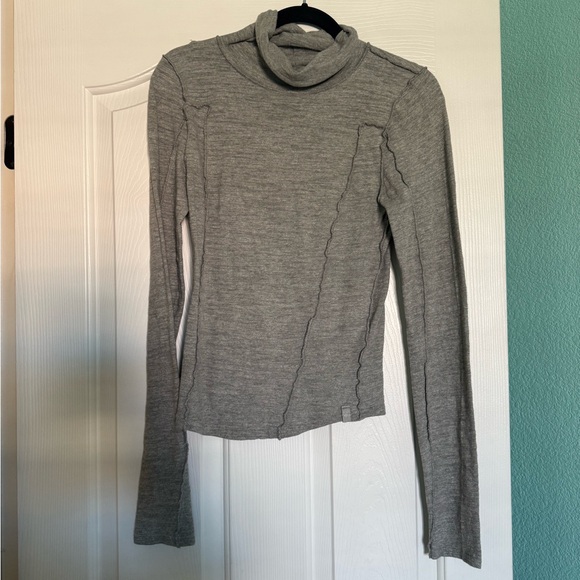 Free People Gray Women's Top Size Small - Picture 3 of 8